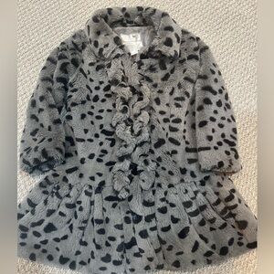 Stylish Gray Faux Fur Widgeon Kids Coat size 6